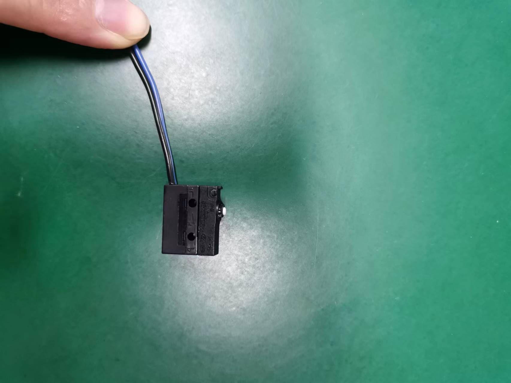 G905電動(dòng)工具用防水微動(dòng)開(kāi)關(guān)